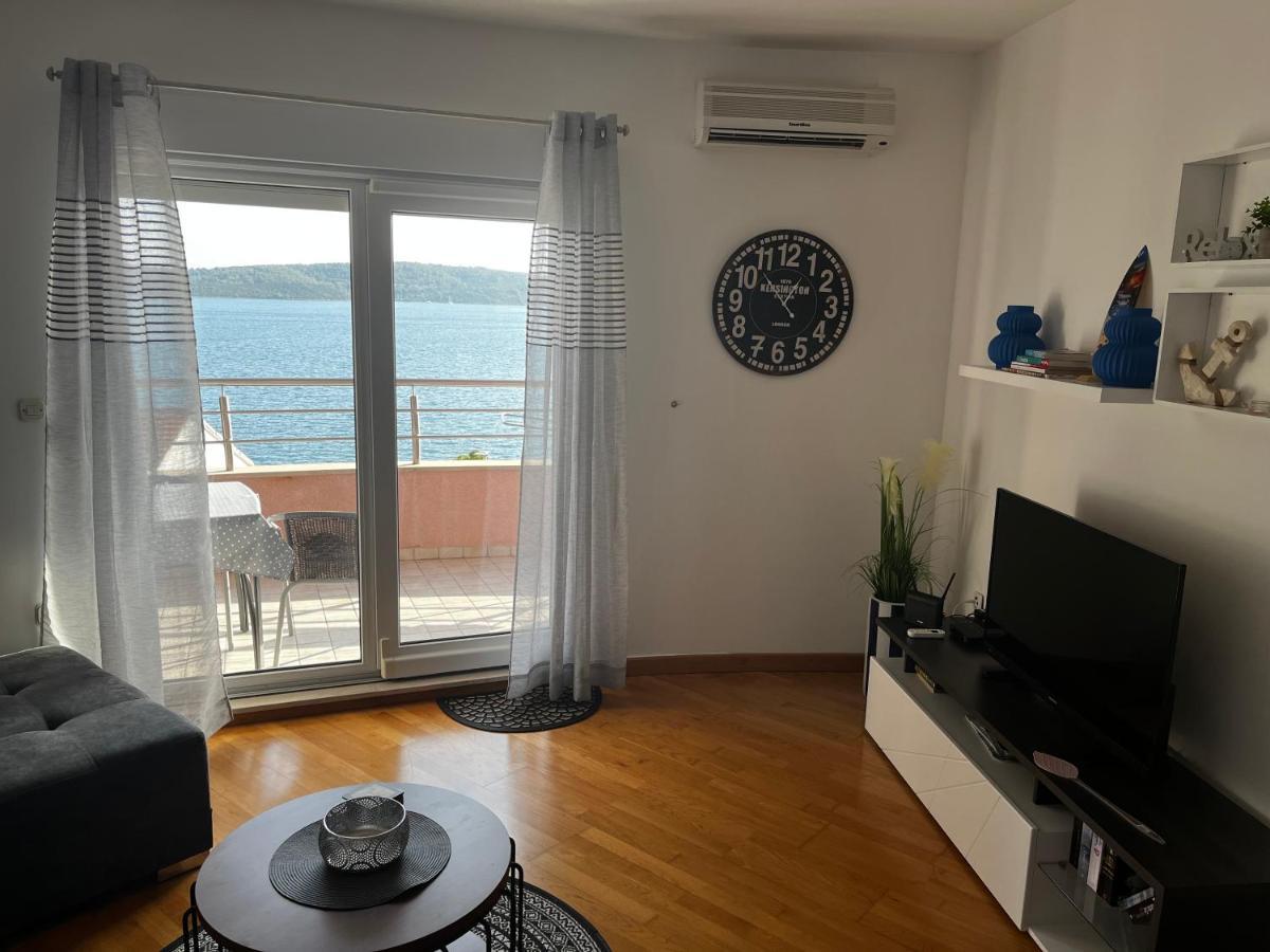 Apartman Lucia Trogir Bagian luar foto